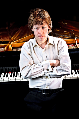 Martin Sturfält, Pianist