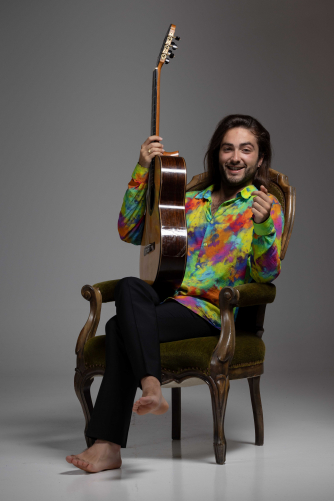 Joan Furió Vivas: Guitar Masterpieces by Bach, Albéniz, and Tárrega