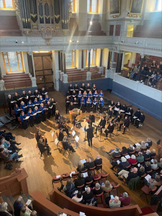 Oxford Pro Musica Singers in The Sheldonian Theatre Oxford Pro Musica Singers in The Sheldonian Theatre