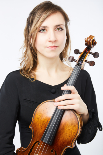 Luba Tunnicliffe viola soloist