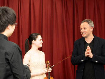 Ashley Wass and pupils of The Yehudi Menuhin School