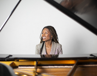 Isata Kanneh-Mason (credit, Robin Clewley)