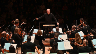 Gianandrea Noseda conducts the London Symphony Orchestra.