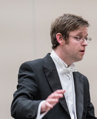 Edward Seymour conducting Haydn's 'The Creation'