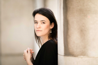 Helen Charlston – mezzo-soprano Helen Charlston – mezzo-soprano