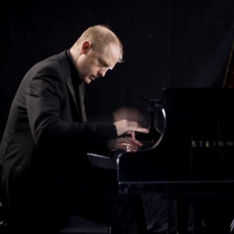 Chopin & Champagne by Candlelight Chopin & Champagne by Candlelight