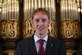 Robert Smith at the 1904 Jehmlich organ in Dresden Robert Smith at the 1904 Jehmlich organ in Dresden