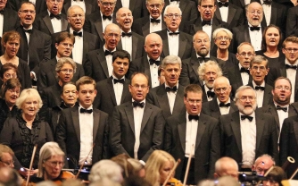 Hereford Choral Society c. Derek Foxton