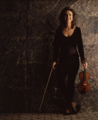 Madeleine Mitchell (credit Peter Rauter) Madeleine Mitchell (credit Peter Rauter)