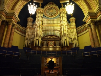 Leeds Town Hall organ