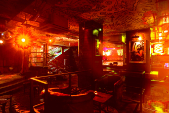 Sarah Daramy-Williams and Natalia Senior-Brown perform music by african composers and arrangements of african traditional songs in hoxton’s hidden cabaret bar Sarah Daramy-Williams and Natalia Senior-Brown perform music by african composers and arrangements of african traditional songs in hoxton’s hidden cabaret bar