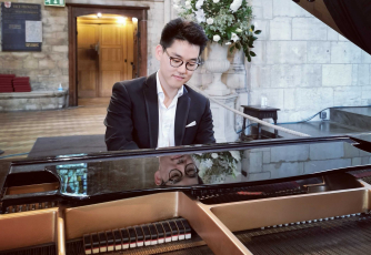 Kenny Fu – piano Kenny Fu – piano