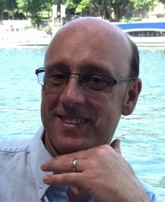 Robert Douglas, piano