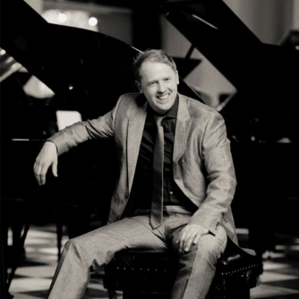 Warren Mailley-Smith (piano) Warren Mailley-Smith (piano)