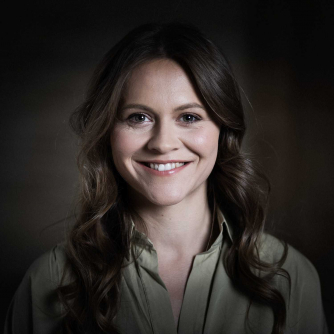 Claire Ward © Benjamin Ealovega