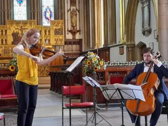 Helen Godbolt – Cello, Sarah McKenna – violin Helen Godbolt – Cello, Sarah McKenna – violin
