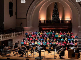 The Bach Choir singing in Cadogan Hall with David Hill conducting