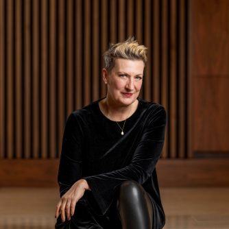 Dame Sarah Connolly – mezzo-soprano Dame Sarah Connolly – mezzo-soprano