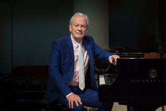 Howard Shelley (c) Kevin Day Howard Shelley (c) Kevin Day