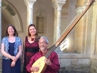 Jane, Maria and Din in the Italianate cloister