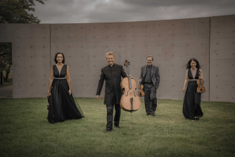 Violist: Aida-Carmen Soanea, Violoncellist: Matthias Diener, Violinist: Ulrich Isfort,Violinist: Annette Reisinger