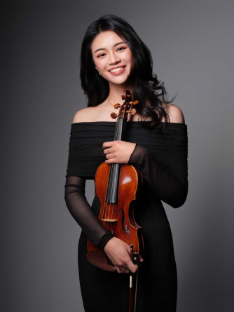 Kiana Chan (violin) & Nok Him Chan (piano)