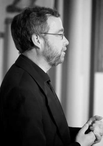 Simon Winters – Conductor Simon Winters – Conductor