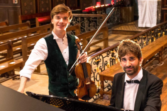 Yury Revich (violin), Matthieu Esnult (piano), photo Jonathan Fitas Yury Revich (violin), Matthieu Esnult (piano), photo Jonathan Fitas