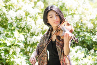 Asuka Sumi – baroque violin Asuka Sumi – baroque violin