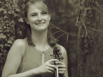 Cat Lawlor – violin