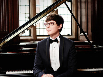 Martin James Bartlett, piano Martin James Bartlett, piano