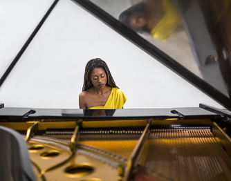 Isata Kanneh-Mason (credit, Robin Clewley)