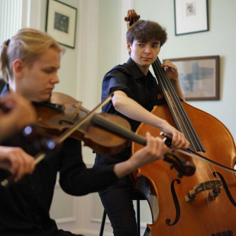 Yehudi Menuhin School musicians Yehudi Menuhin School musicians