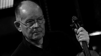 Angus Ramsay – violin Angus Ramsay – violin