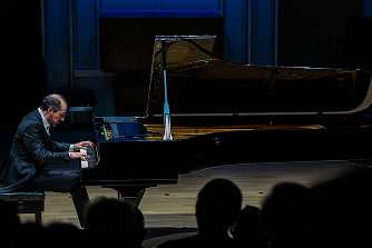 Bach’s Goldberg Variations Bach’s Goldberg Variations
