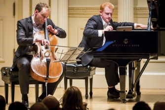 Toke Møldrup and Steven Beck performing FATHOMS world premiere at Carnegie Hall, 17 December 2015