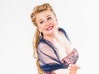 Angela Henckel (soprano)