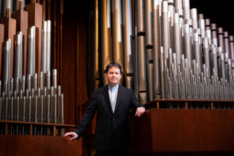 Paul Jacobs – pipe organ. Photo Credit: Claudio Papapietro Paul Jacobs – pipe organ. Photo Credit: Claudio Papapietro