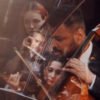 Leora Cohen – violin