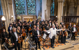 Hilary Davan Wetton conducts at Dorchester Abbey