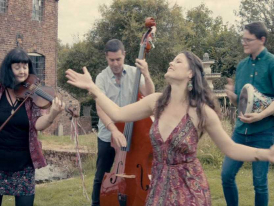 Karolina Węgrzyn and band