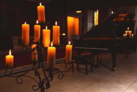 Mozart and Moonlight by Candlelight