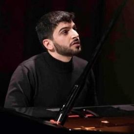 Luca Lione – piano
