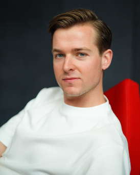 Sebastian Hill - tenor