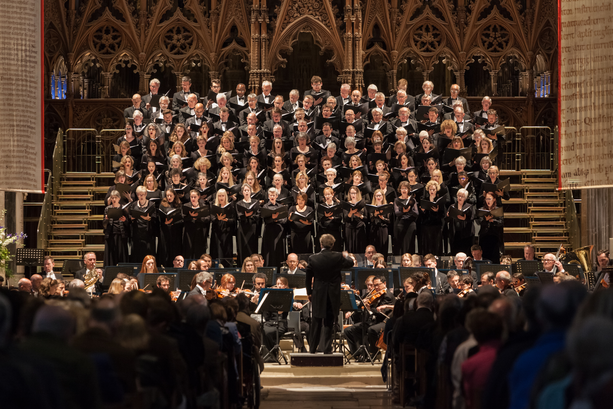 непросто оркестра алматы. пираты карибского моря музыка оркестр. пираты моря симфонический оркестр. камерный симфонический оркестр.